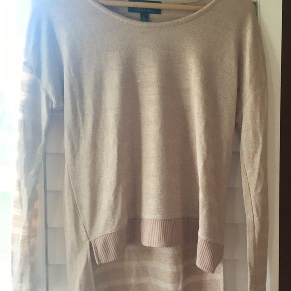 High Low Lightweight Sweater - Picture 4 of 7